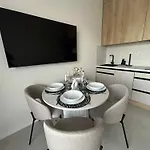 Greeneri Park Apartment