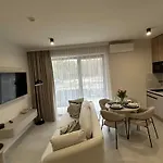 Greeneri Park Apartment *