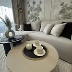 Apartment Greeneri Park *