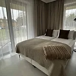 Greeneri Park Apartment